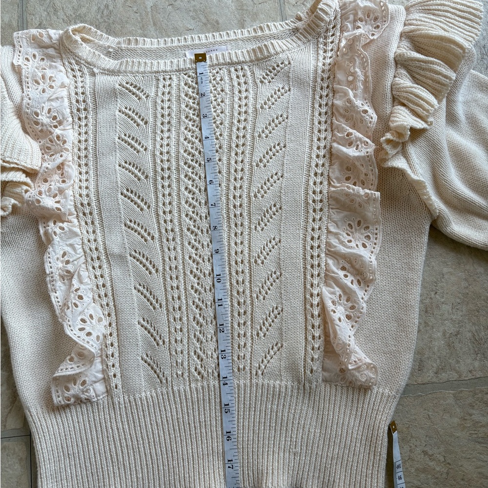 LC Lauren Conrad Ivory Short Sleeve Pointelle Sweater Top Size Medium Ruffle - Picture 7 of 8